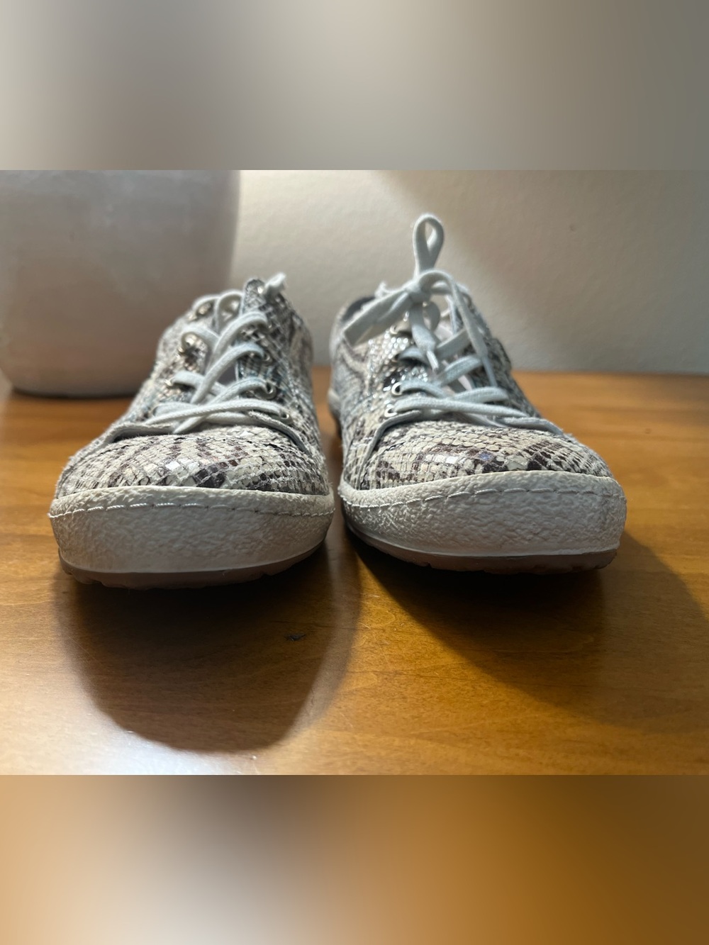 Josef Seibel Caspian Snake-Print  Lace-Up Sneakers. - Picture 4 of 6
